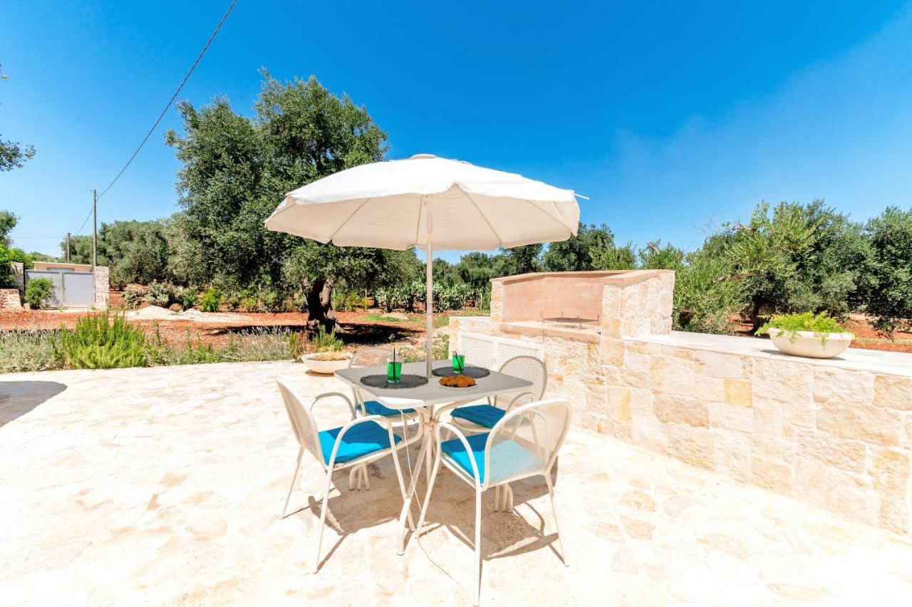 Trullo Zese Con Piscina Privata Villa